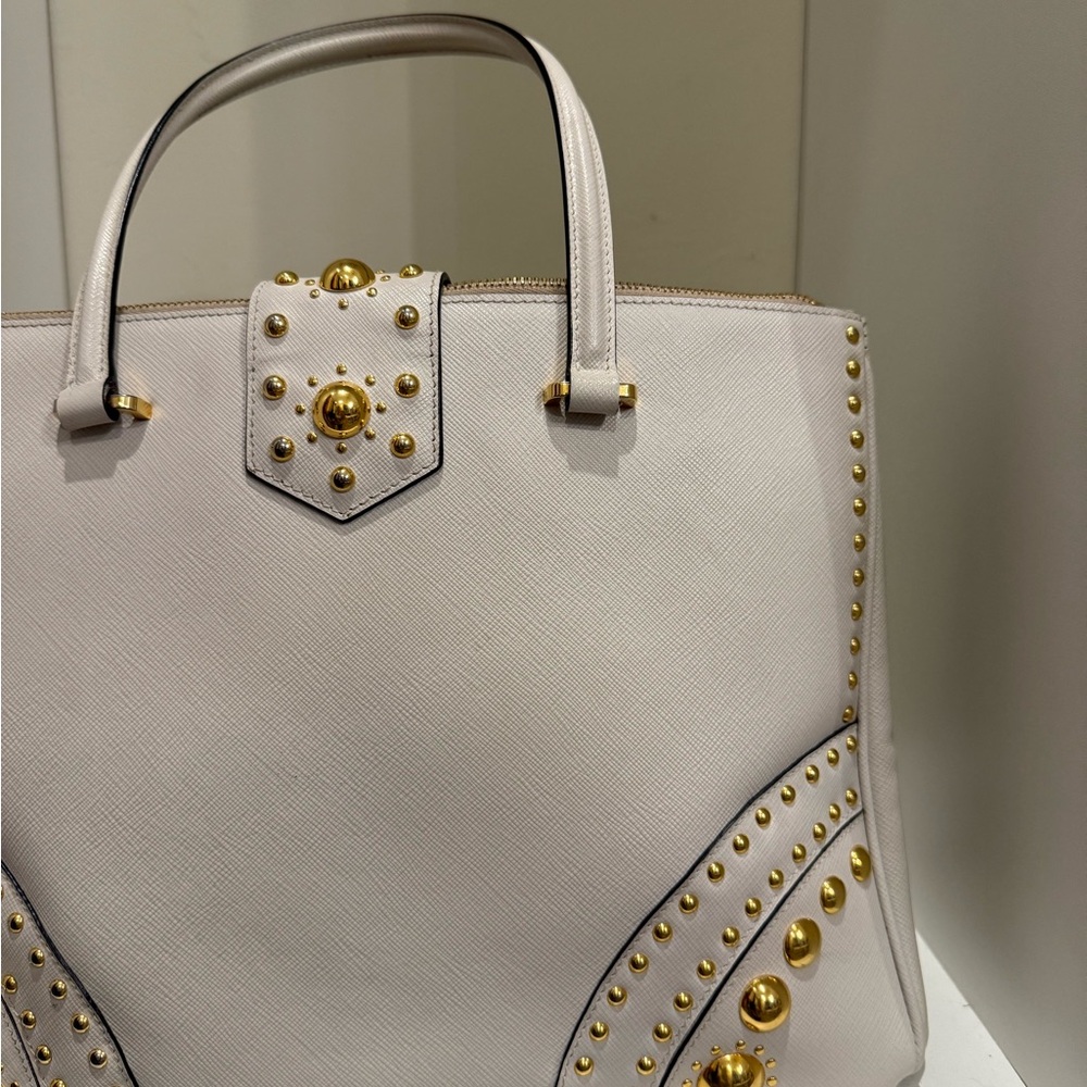 Vintage Prada - Picture 8 of 16